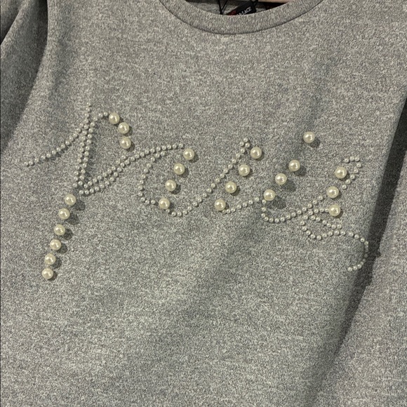 Chic Gray Women's Short Sleeve Tunic Top - Picture 2 of 7